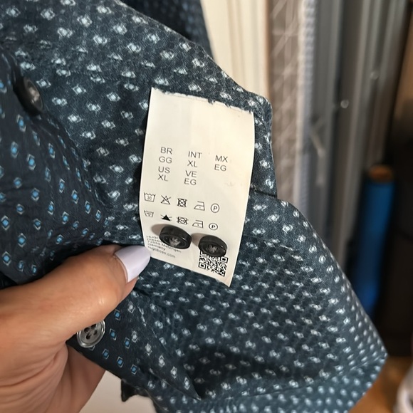 Hugo Boss shirt - Picture 4 of 5